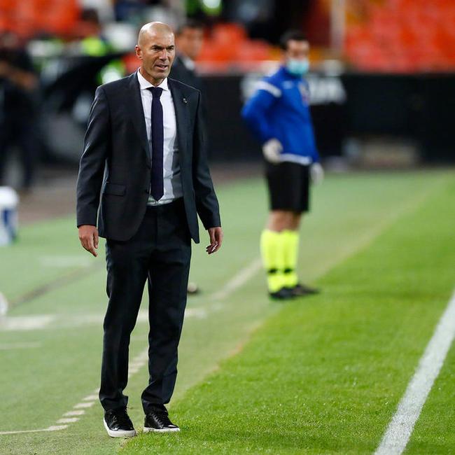  西蒙斯被篮网买断 